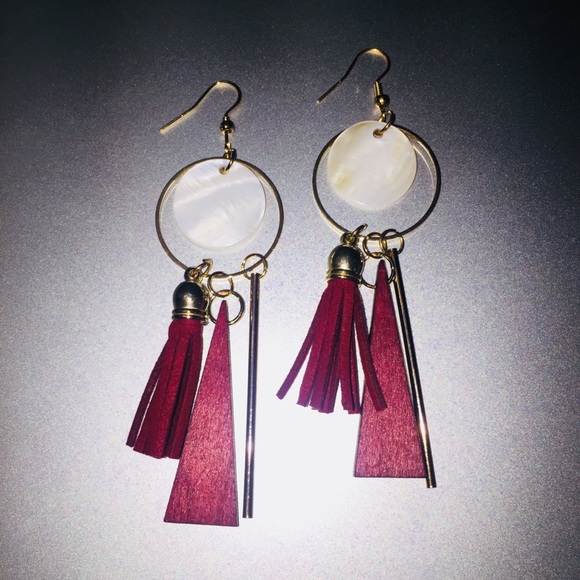 Gold plated Leather tassel wood Shell Earrings - Picture 2 of 3